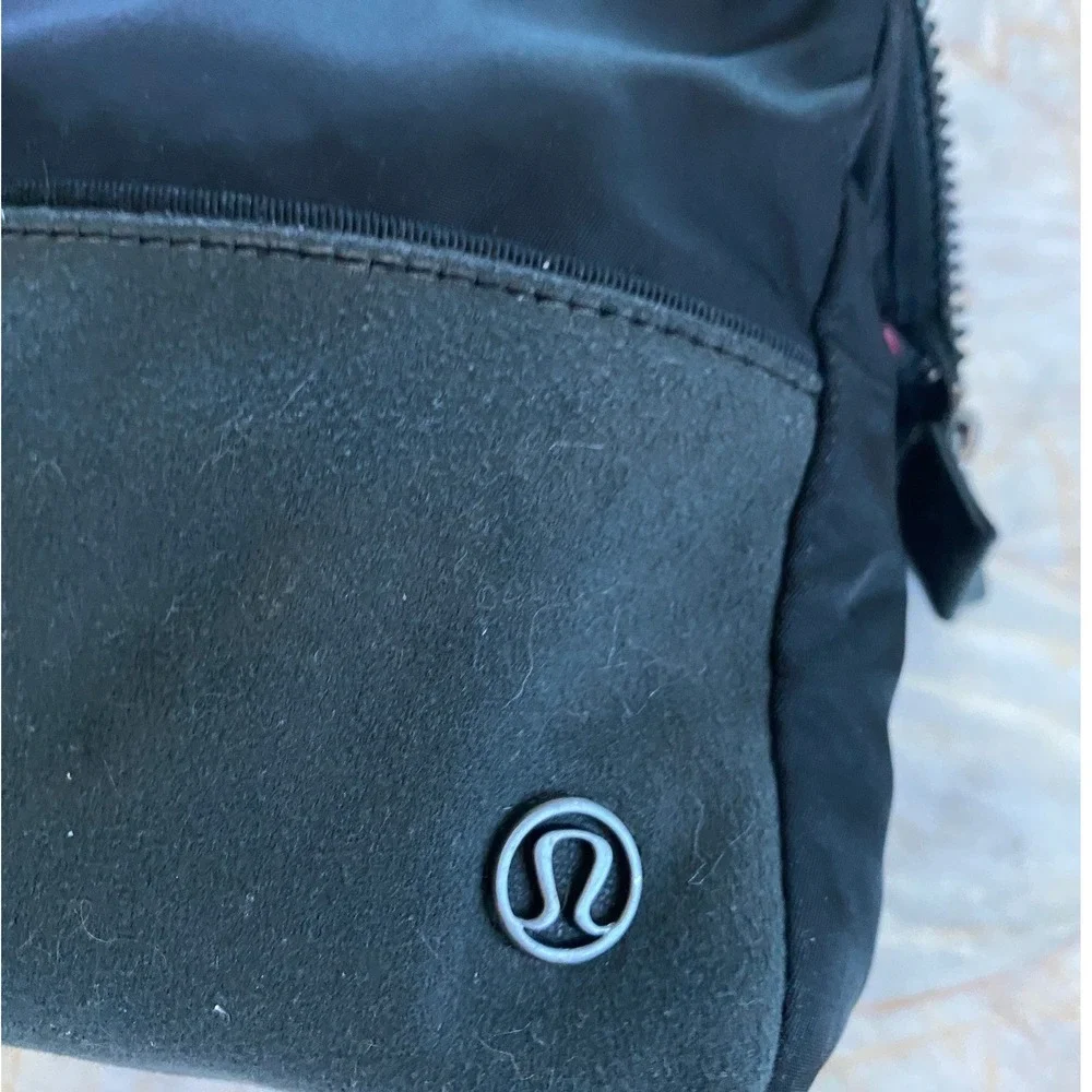 Lululemon Athletica Toiletry Bag Black Nylon Suede Pink Script Organizer
